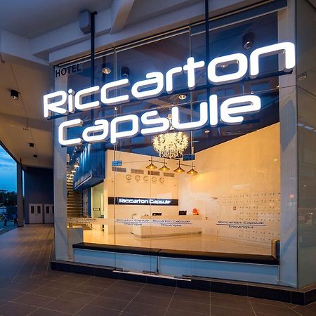 Riccarton Capsule Hotel Kuala Lumpur Dış mekan fotoğraf